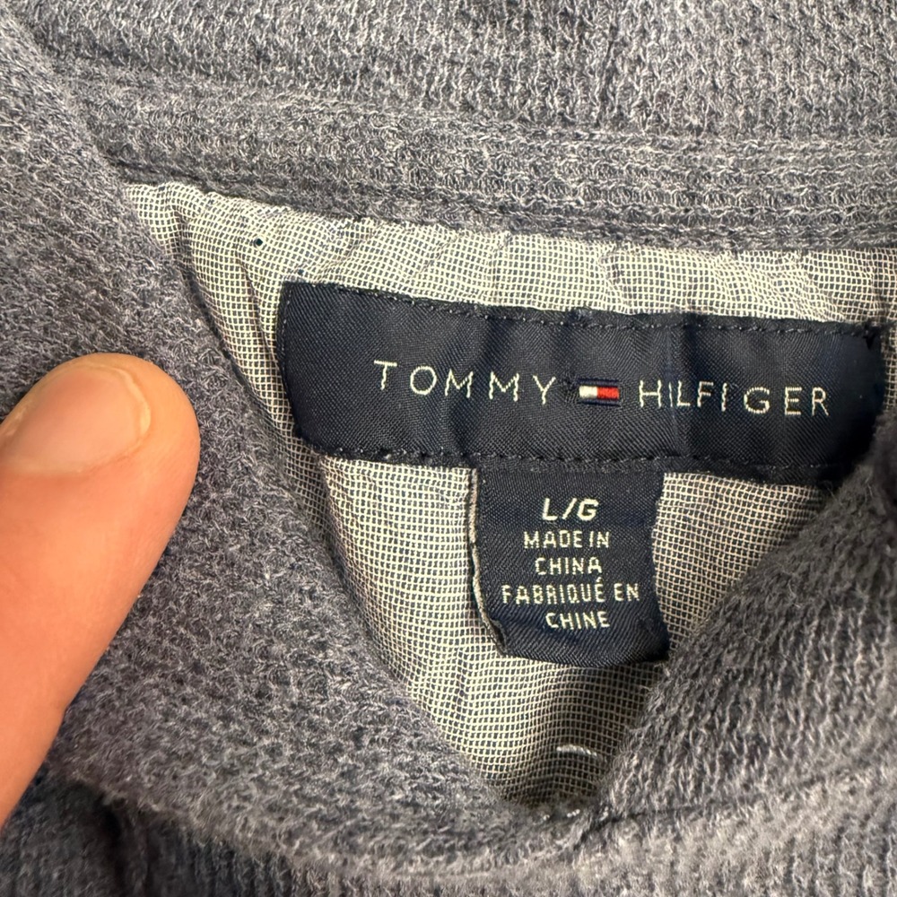 Tommy Hilfiger Men Gray‎ Heathered Pullover Hoodie Sweatshirt Size Large - Picture 2 of 11